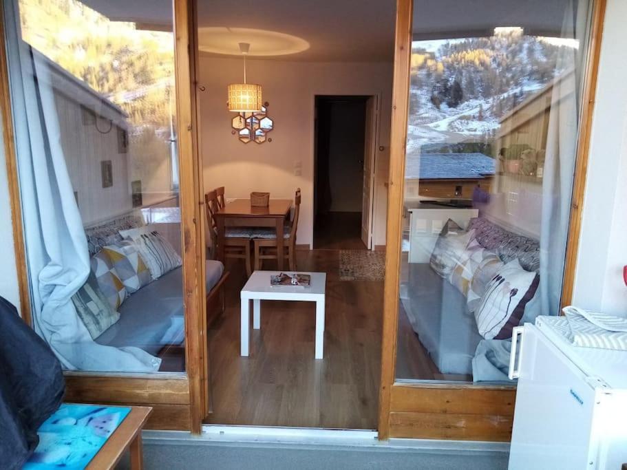 Apartmán 2 Pieces Avec Terrasse Et Vue Sur Les Pistes Isola 2000 Exteriér fotografie